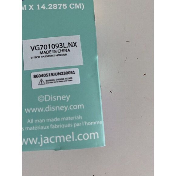 Disney Stitch Surfing Passport Holder Stay Cool Secure Passport For Traveling - Picture 5 of 6